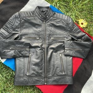 🌺 REAL LEATHER; Brand New with Tags! Black Leather “Cafe Racer” Jacket Sz. XS!